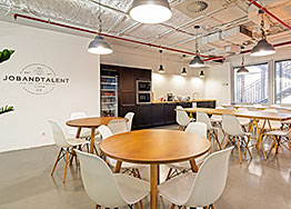 廣州裝飾公司分享簡(jiǎn)潔范工業(yè)風(fēng)設(shè)計(jì)