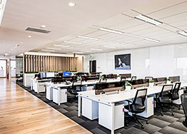 現(xiàn)代簡約風格辦公室裝修設(shè)計實景圖