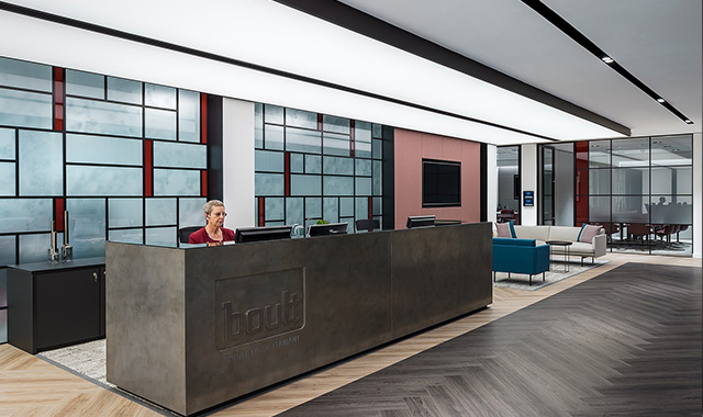 現(xiàn)代簡(jiǎn)約辦公室裝修風(fēng)格.jpg 現(xiàn)代簡(jiǎn)約辦公室裝修風(fēng)格.jpg